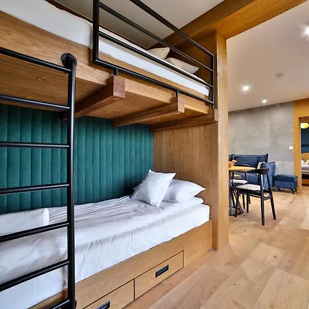 Nad Osada Apartment *